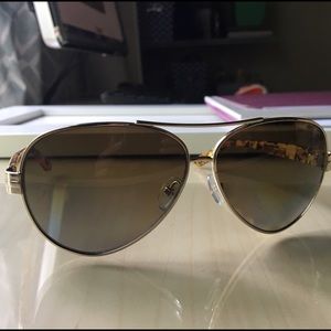 Tory Burch Aviator Sunnies