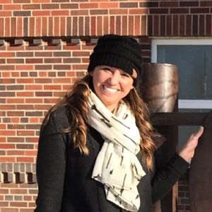 Meet your Posher, Kelly