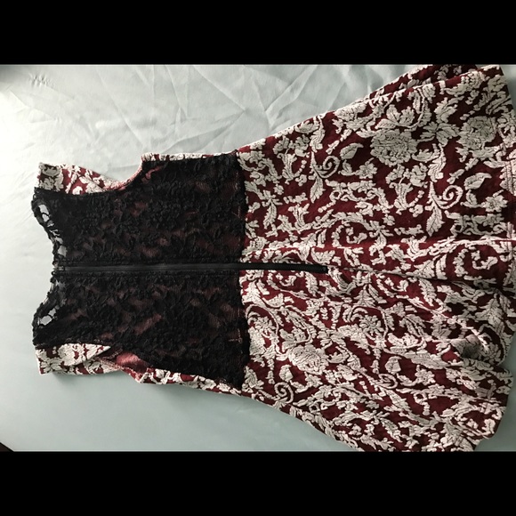 Shirt - Picture 2 of 4