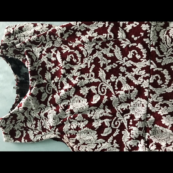 Shirt - Picture 4 of 4