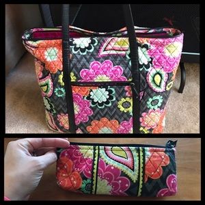 BUNDLE! Vera Bradley Ziggy Zania Tote & makeup bag