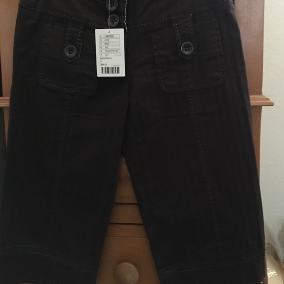 Capris - Picture 2 of 4