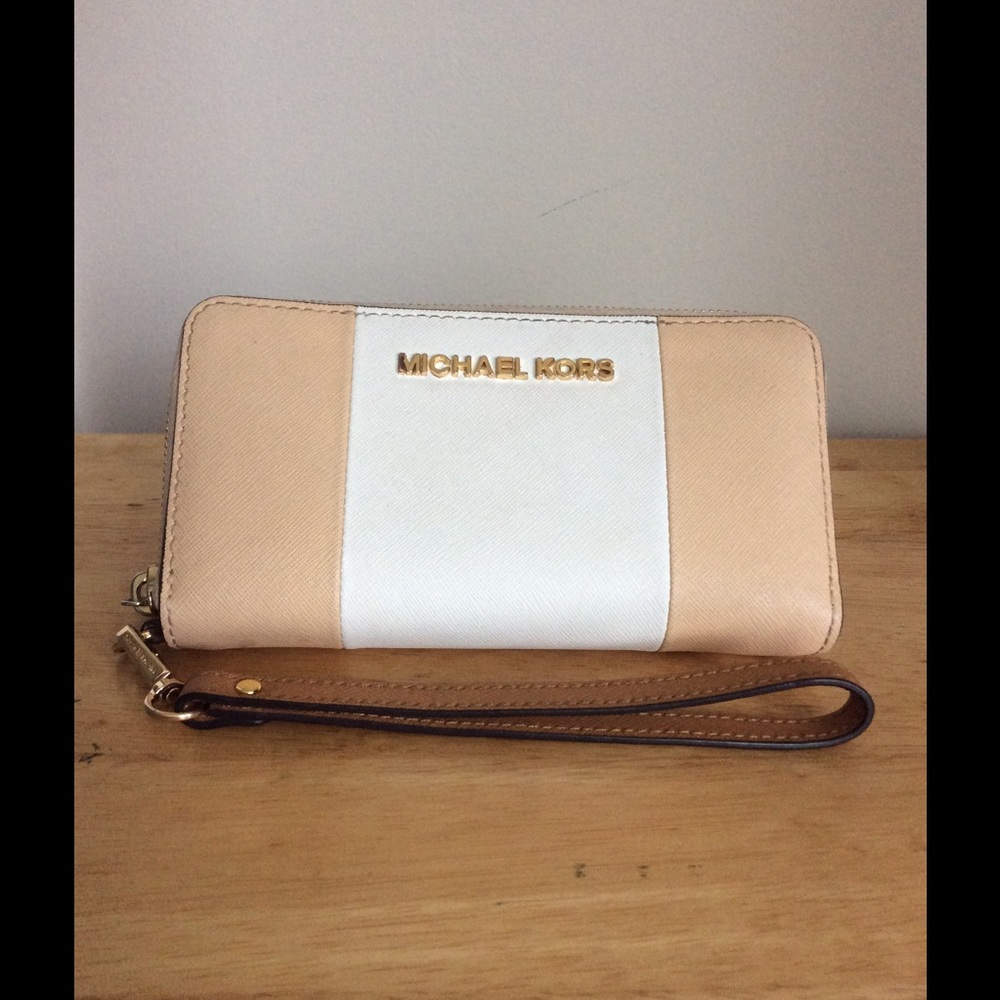 Michael Kors Two Toned Wallet