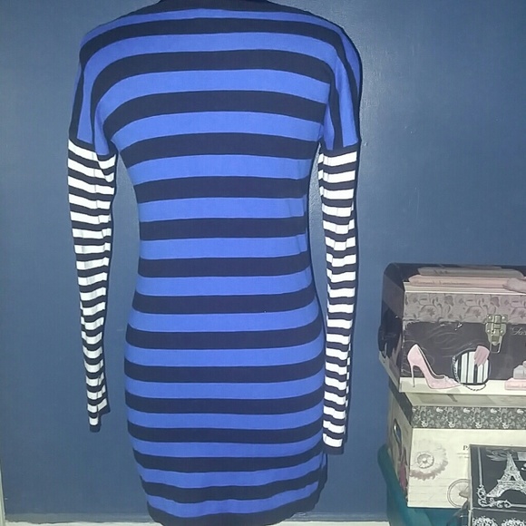 🌼Cute Express Dress🌼 - Picture 2 of 3