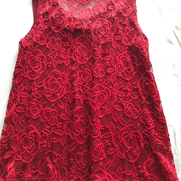 Red blouse - Picture 3 of 3