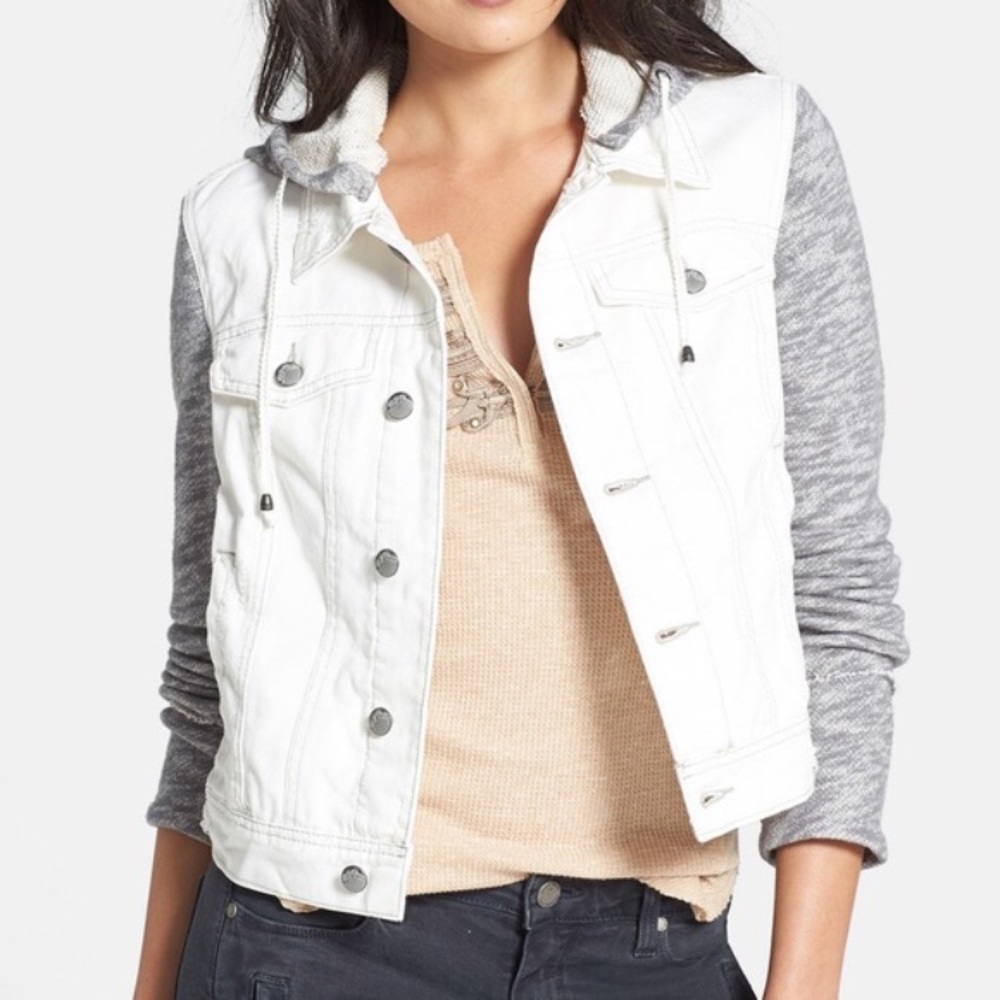 Free People distressed knit denim jacket!!
