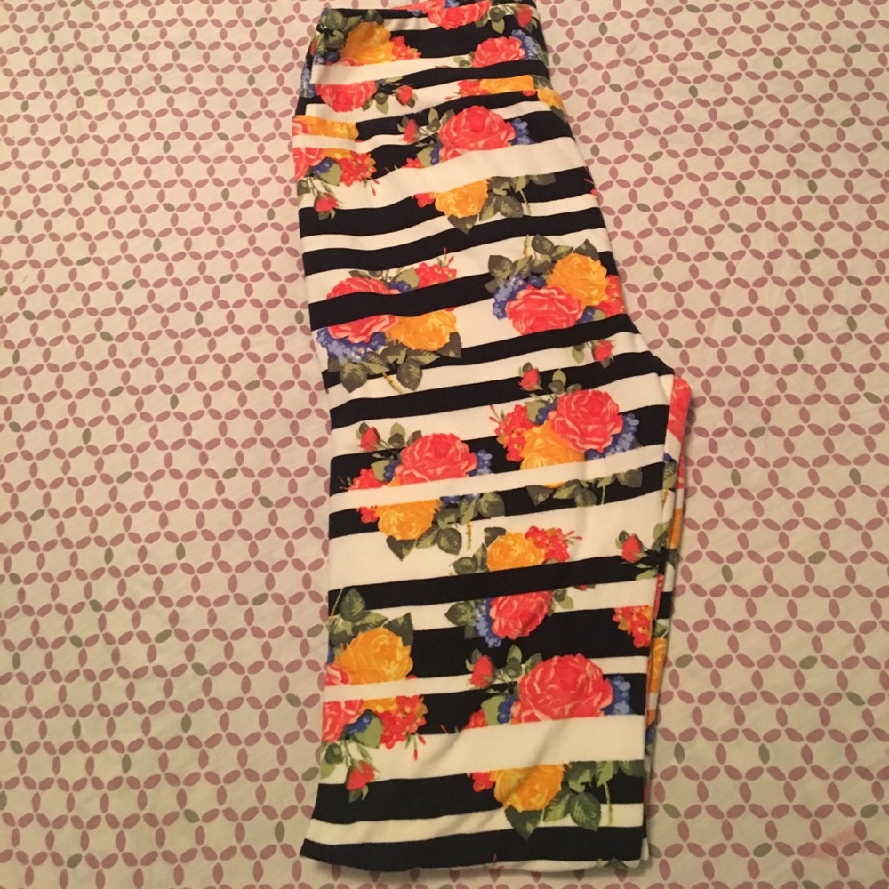 Lularoe leggings one size