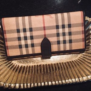 Burberry Wallet!