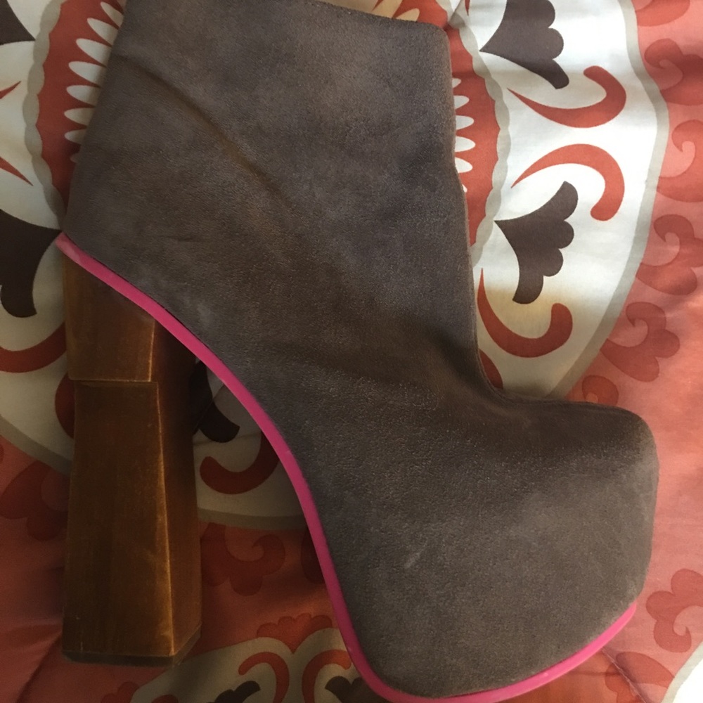 Jeffery Campbell olive platform booties