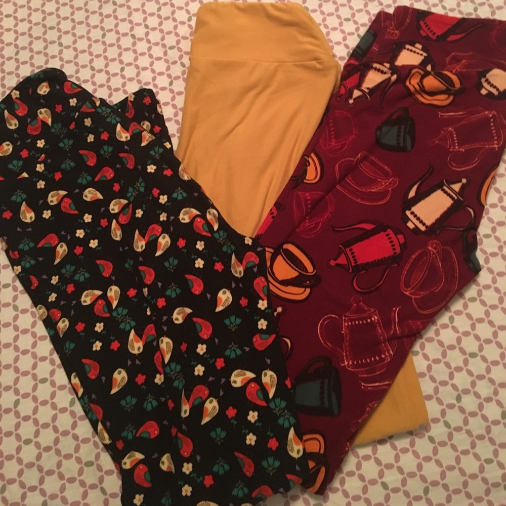 Bundle of 3 lularoe leggings