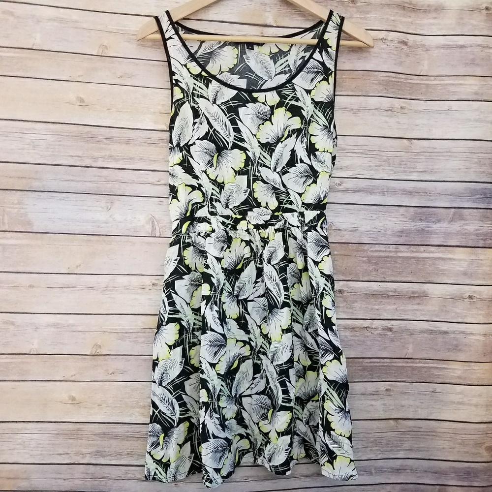 French Connection Keyhole Back Tropical Dress (M)
