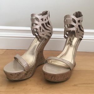 Steve Madden Nude Wedges