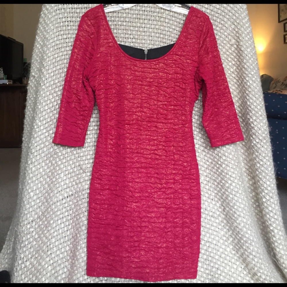 3/4 sleeve body con dress