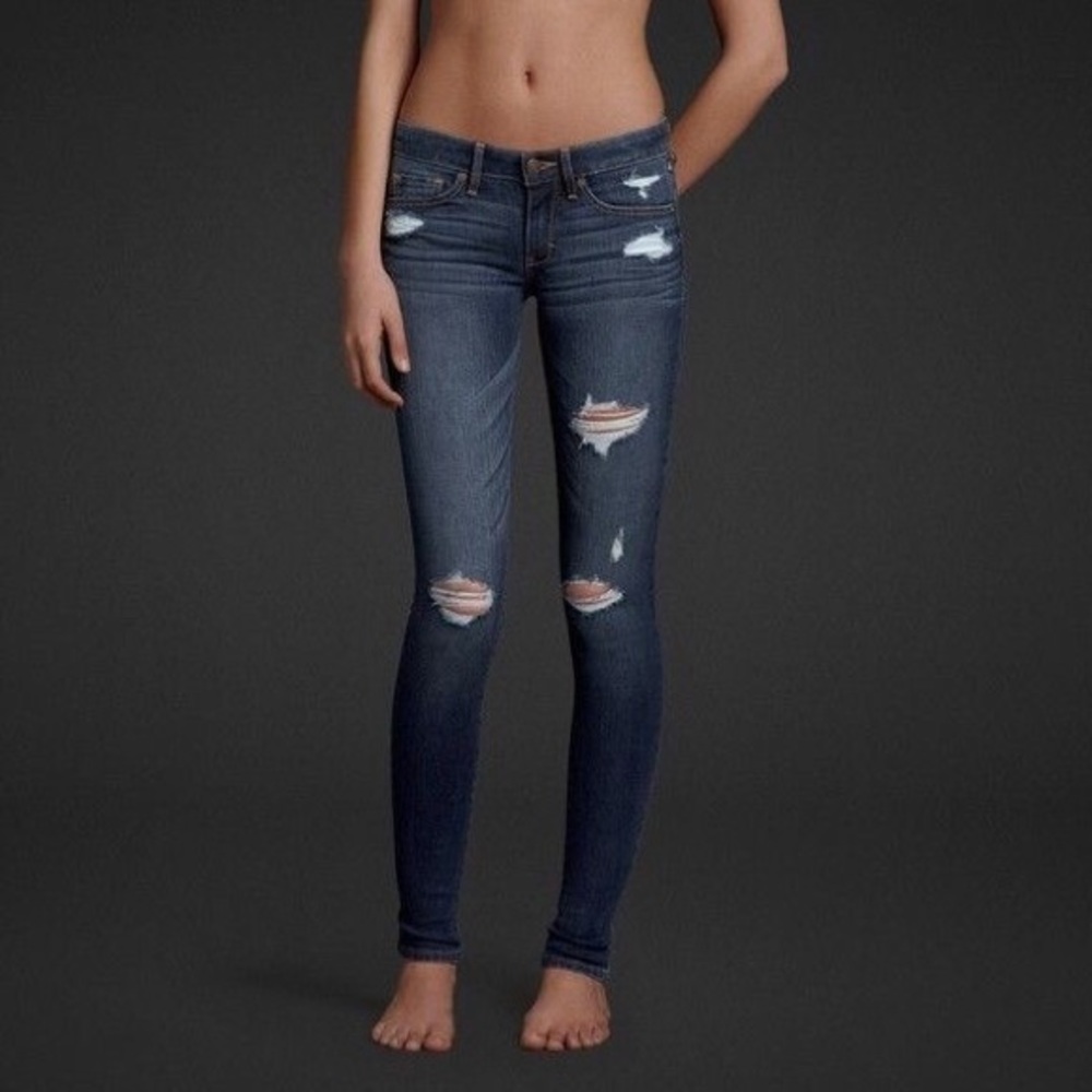 Abercrombie and Fitch Skinny Jeans Distressed
