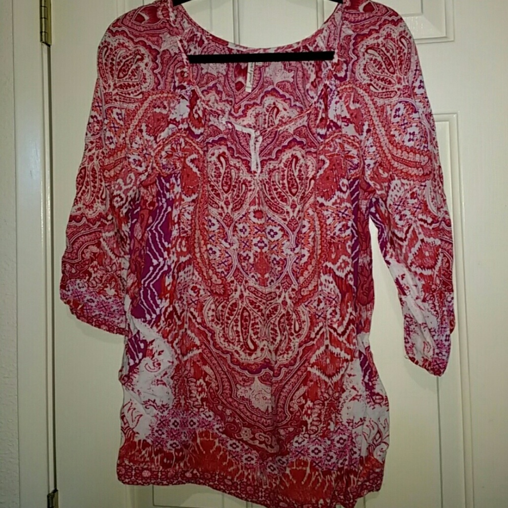 Grand & Greene 3/4 sleeve top