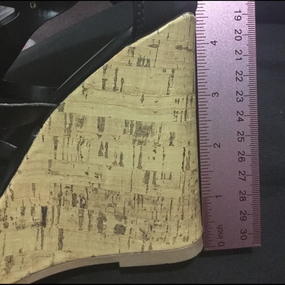 NWOT Wedges - Picture 5 of 5