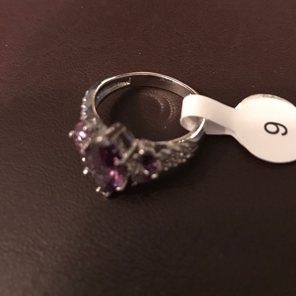 Sterling silver/amethyst stone