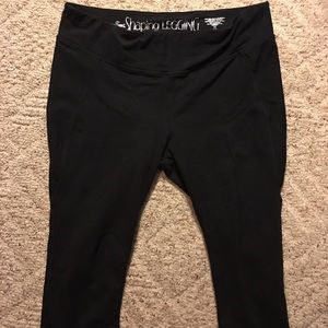 Shaping active Capri leggings