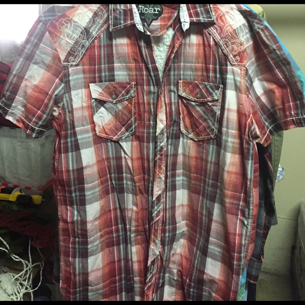 Roar Shirt