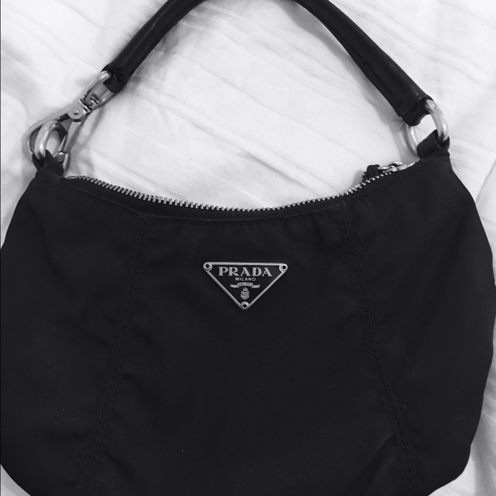 🖤PRADA🖤 Perfect Little Black Bag