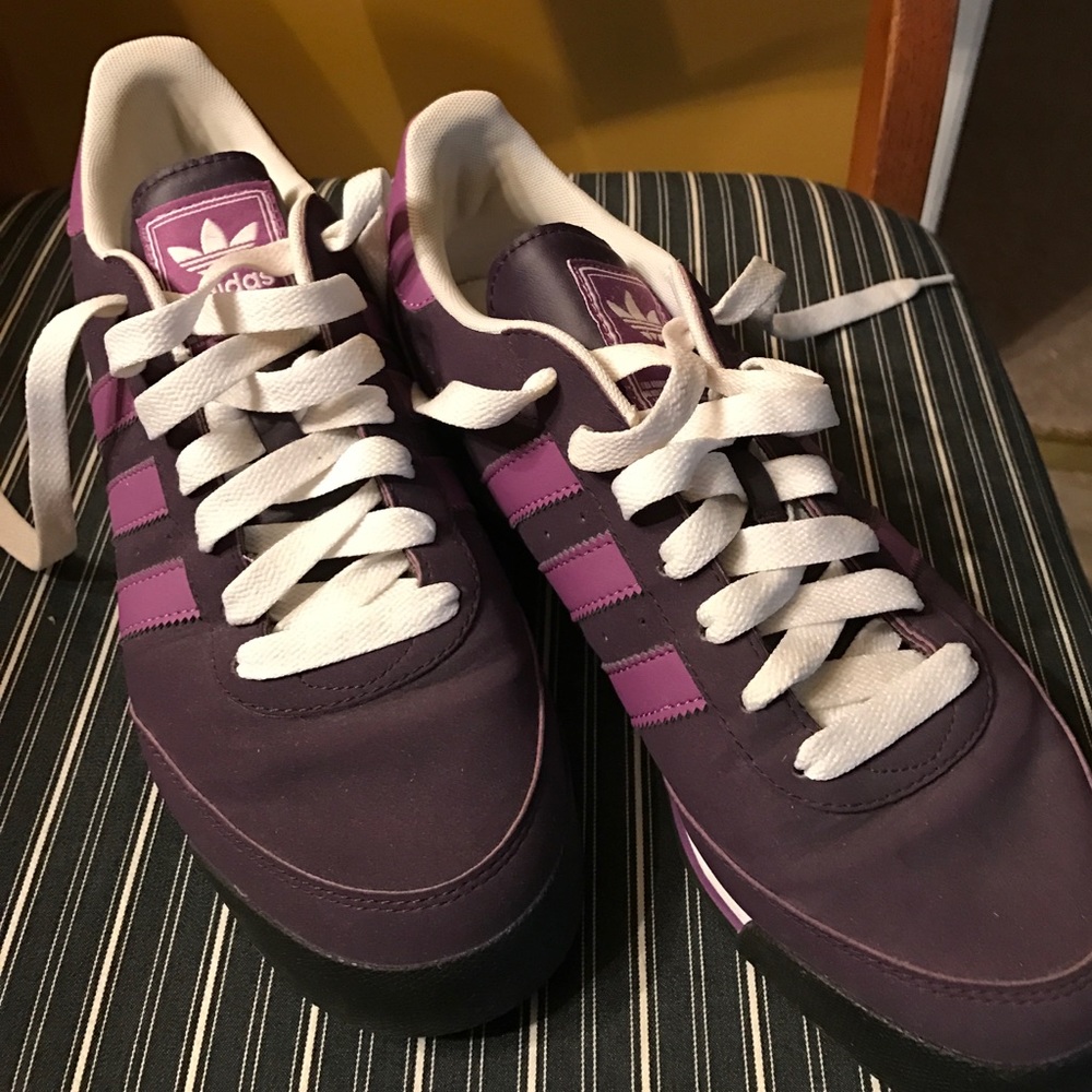 New Adidias sneakers