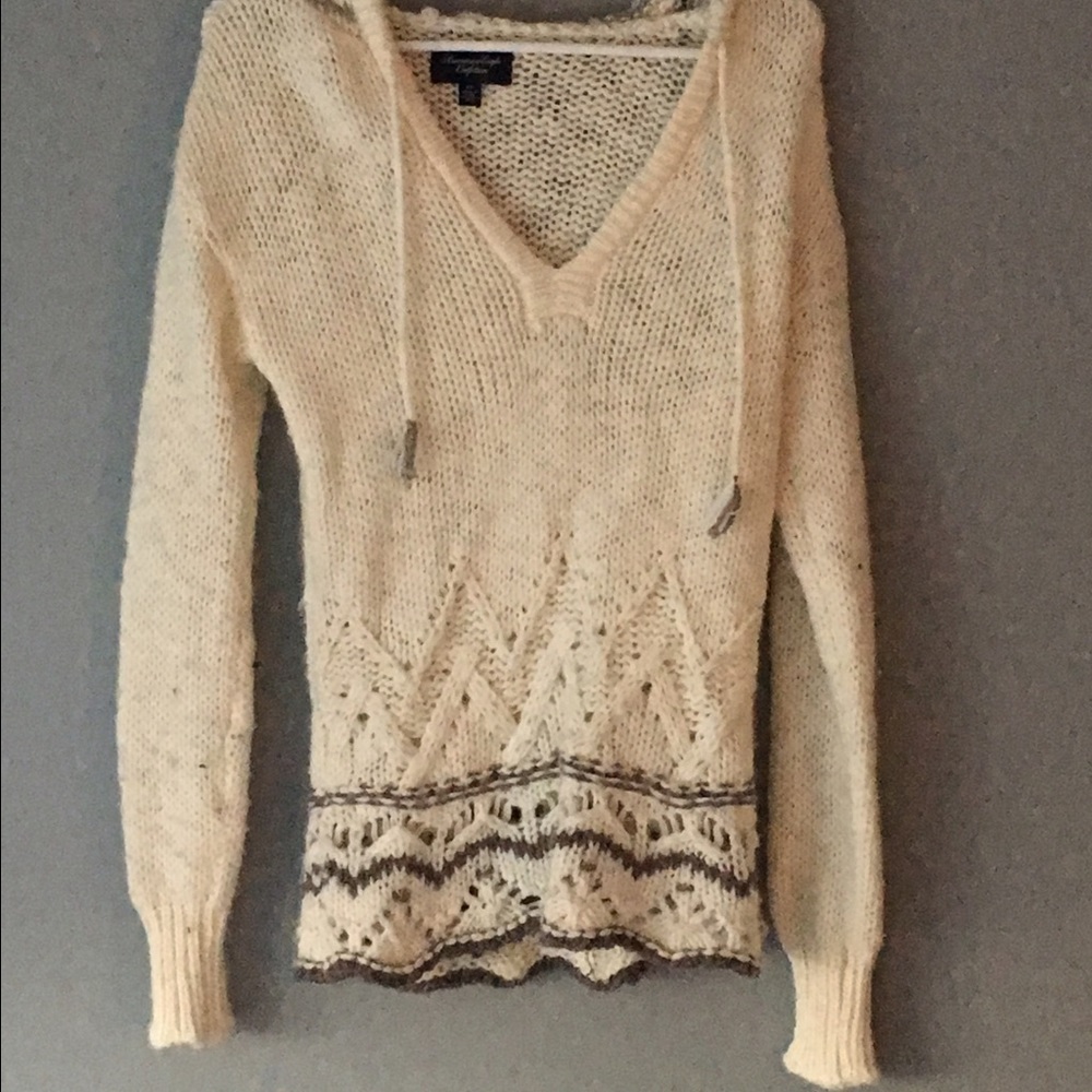 American eagle knit sweater