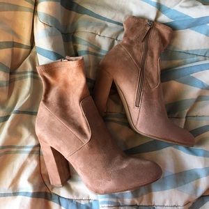 Steve Madden "EDIT" boots