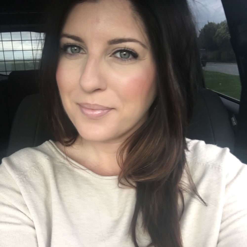Meet your Posher, Amanda