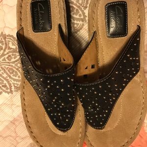 CLARKS SANDALS