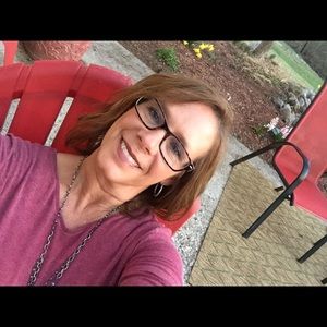 Meet your Posher, Cindy