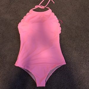 NWT size Xl scalloped halter coral swimsuit