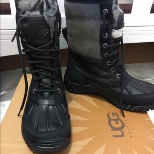 Black adirondack UGG boots
