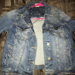 Medium Wash Denim Jacket (Studded Collar)