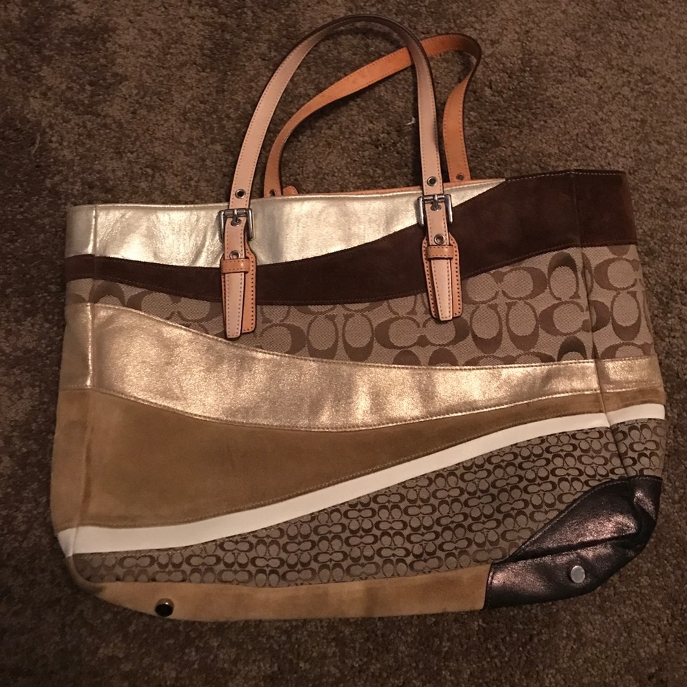 Coach bag real