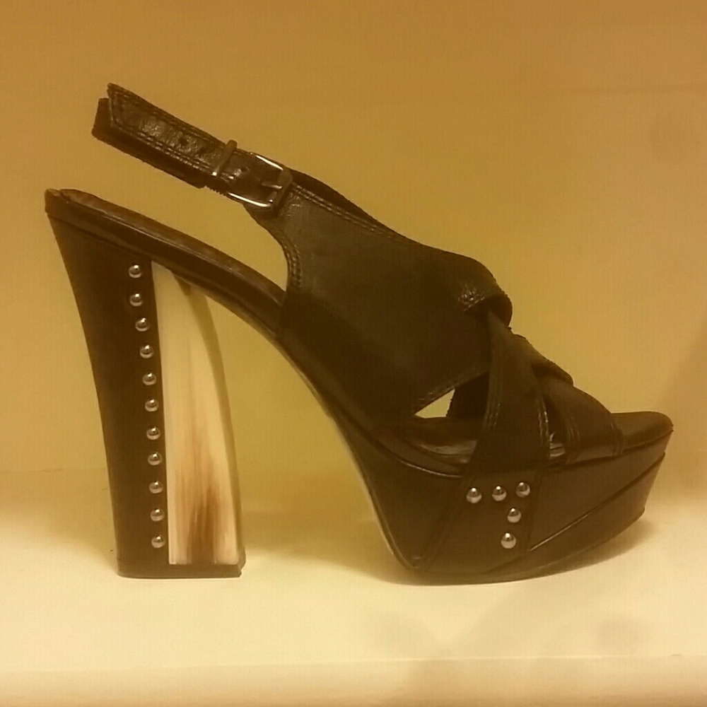 *ON HOLD UNTIL 7/1* Gianni Bini Heels