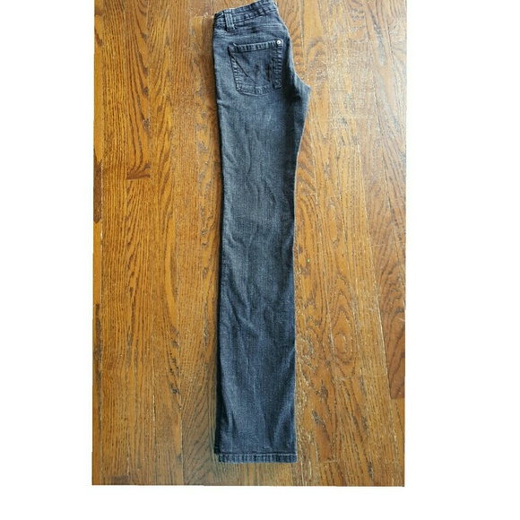 Bundle deal: Sweater and skinny jeans. - Picture 5 of 7