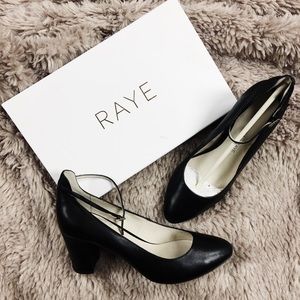 Tularosa X Raye heel - new in box from REVOLVE