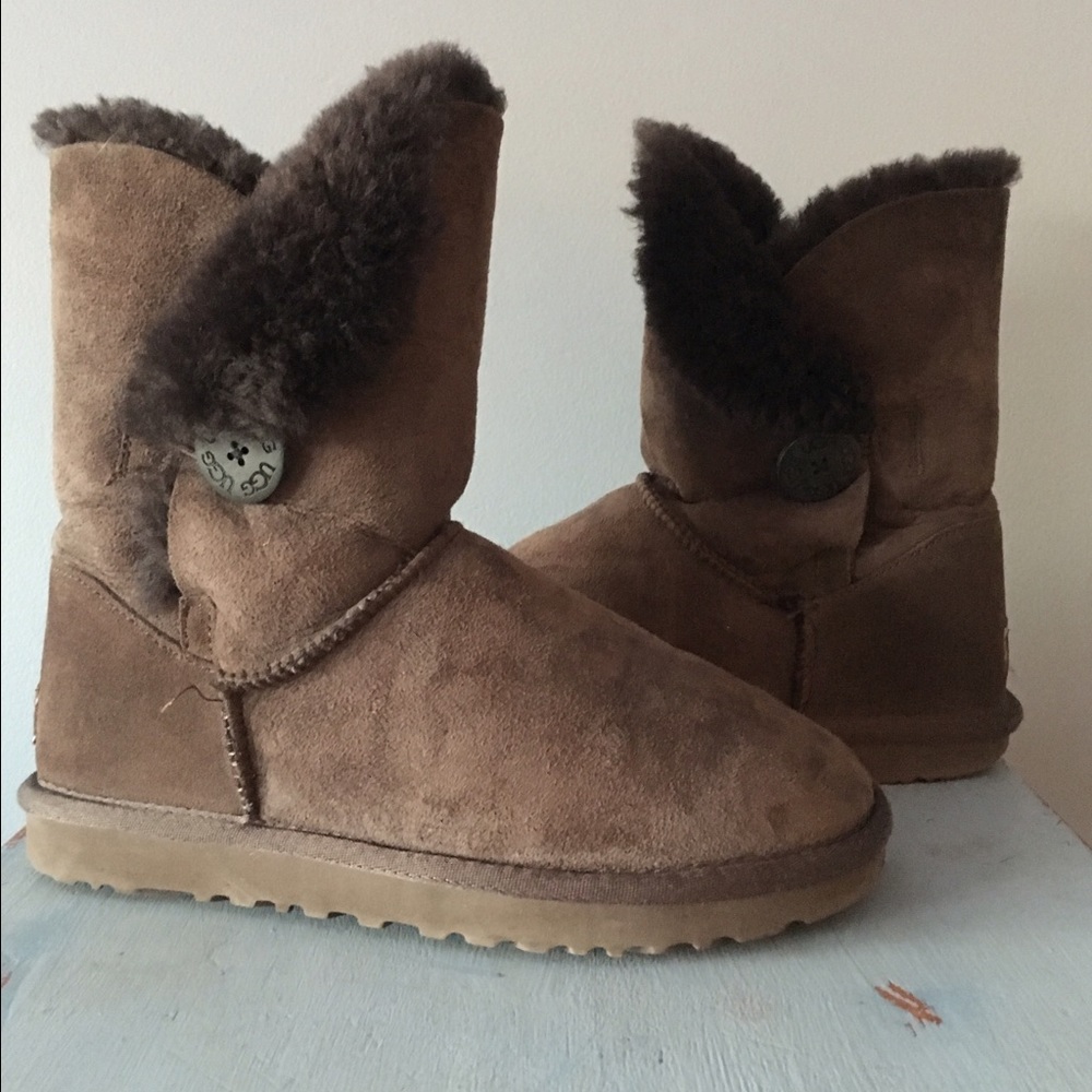 Bailey button ugg boot