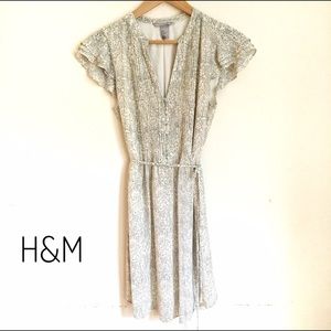 1 hr discounted shipping! H&M white dress