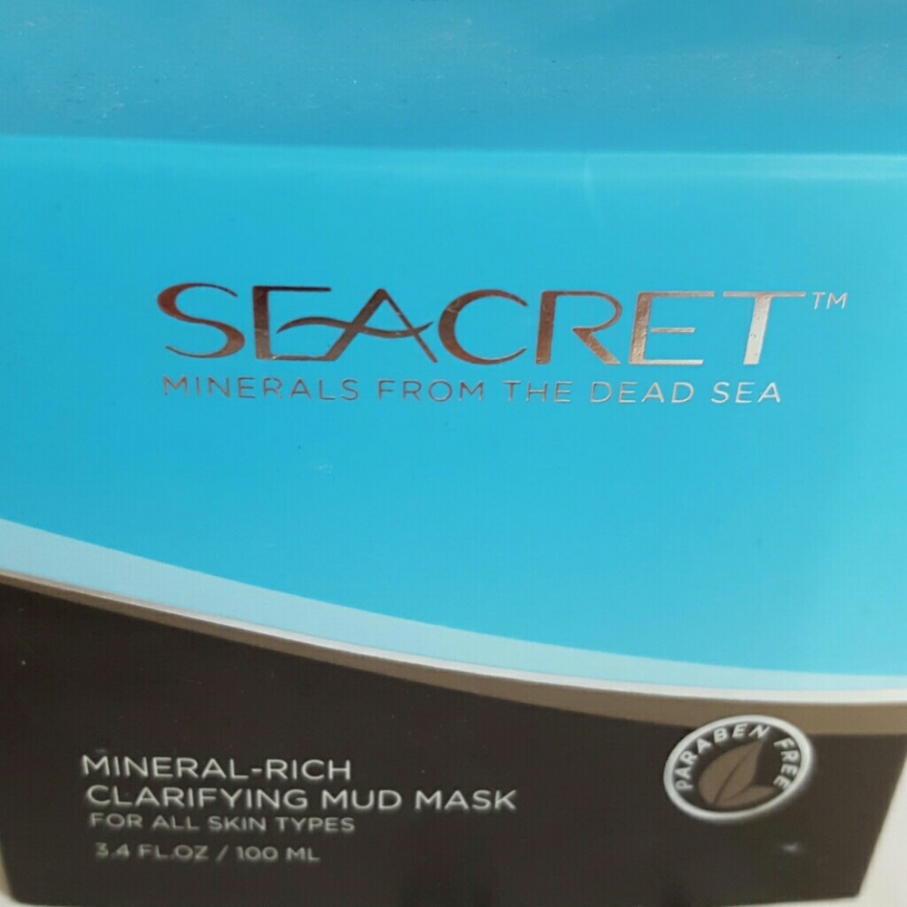 NIB - Seacret Mineral Rich Clarifying Mud Mask