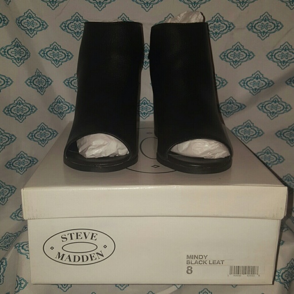 Steve Madden Shoes - BNIB Steve Madden Mindy peep toe shoes