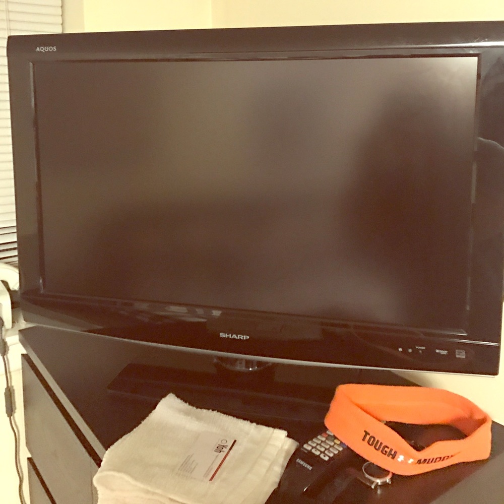 32" sharp TV