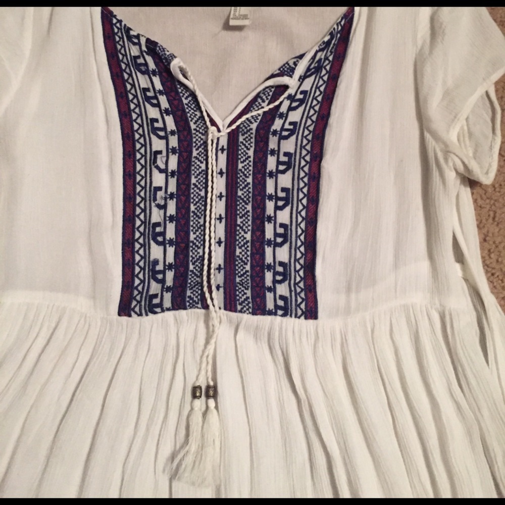 Dress - Picture 2 of 2
