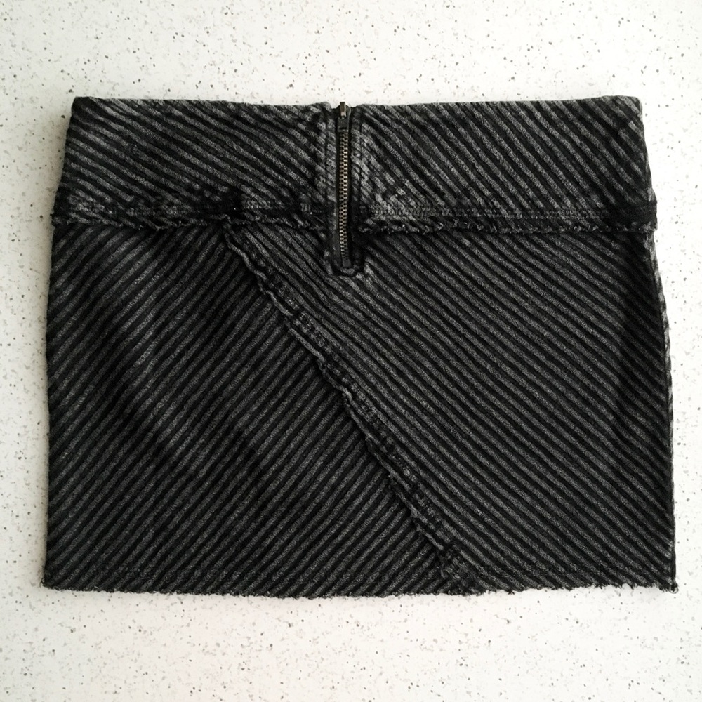 [silence + noise] ribbed knit micro-mini skirt - Picture 5 of 8