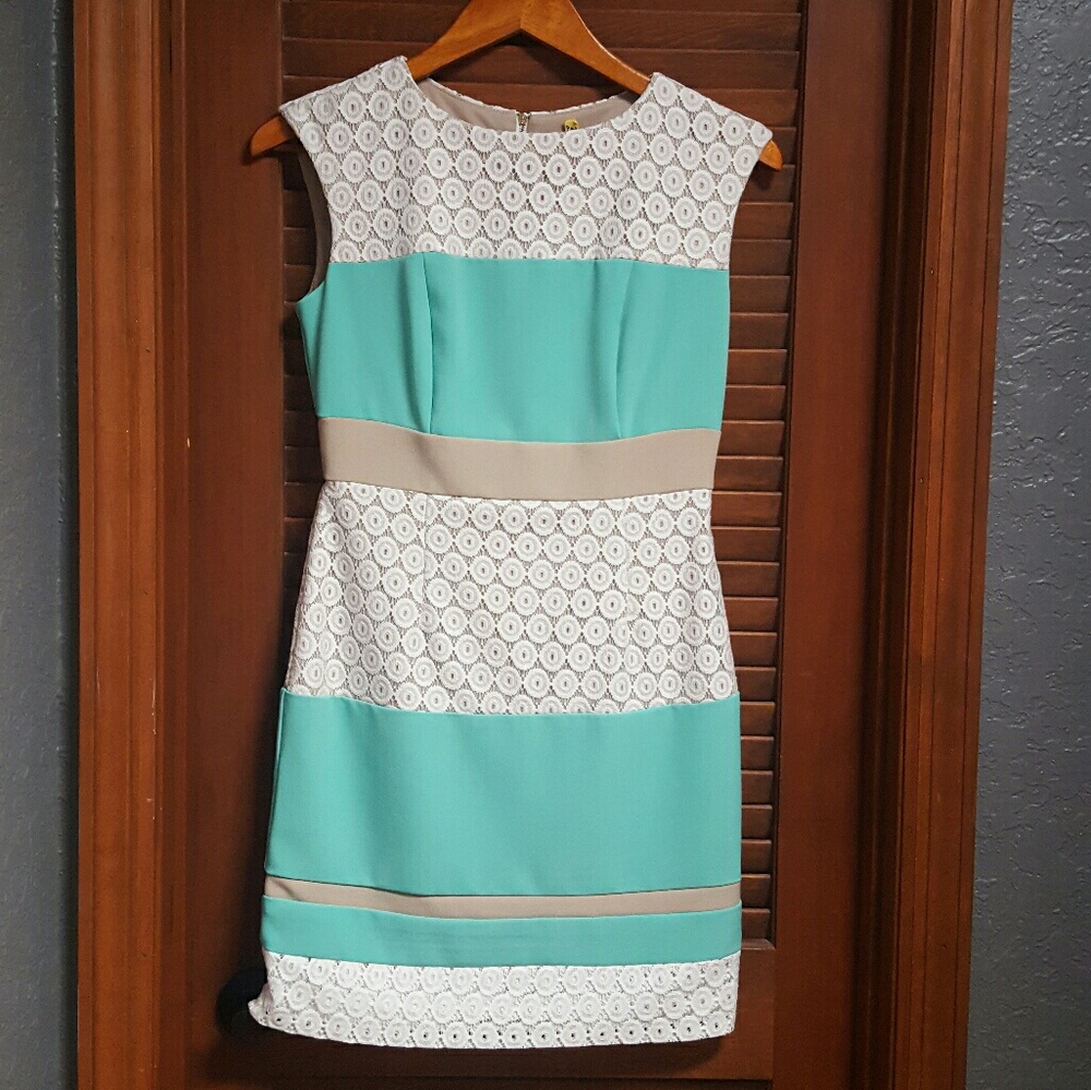 Dress Petite