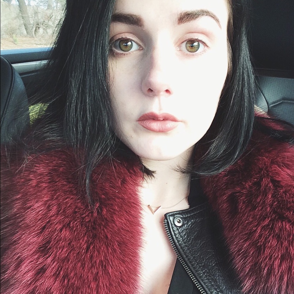 Meet your Posher, Tori