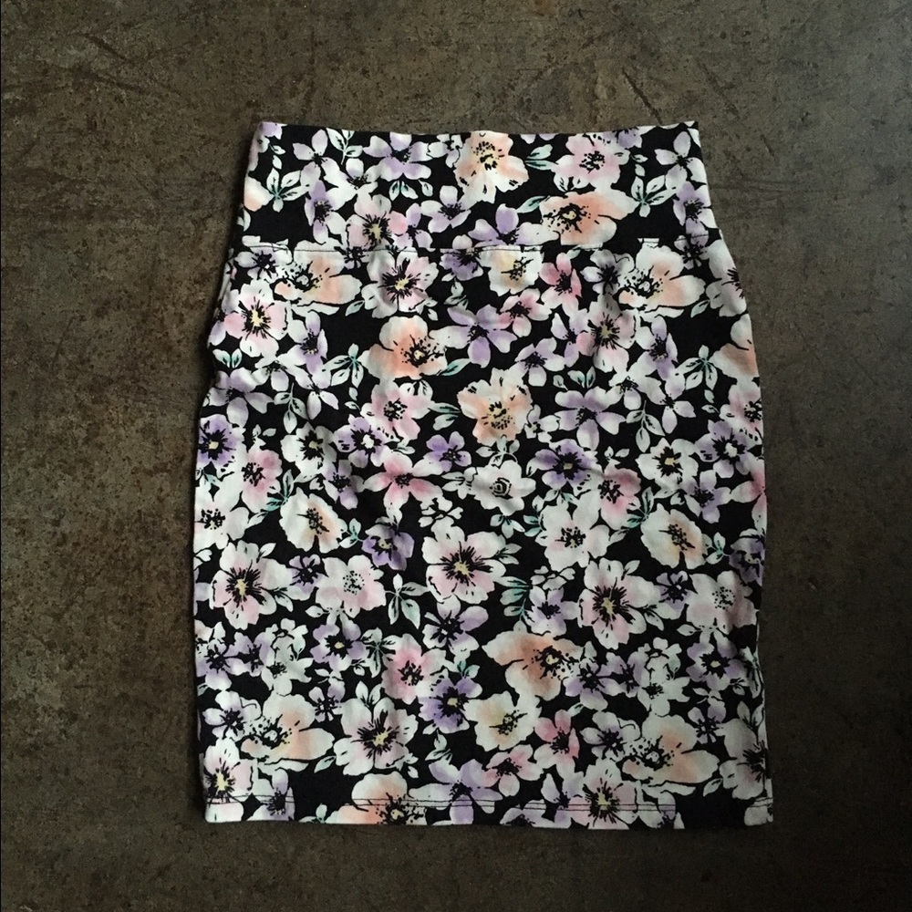 Floral Mini Skirt Small
