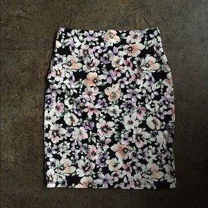 Floral Mini Skirt Small