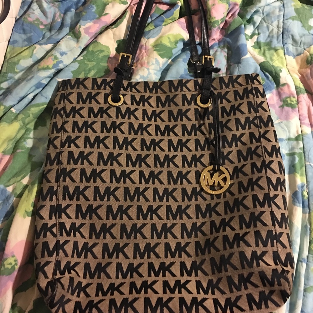 Michael Kors Tote
