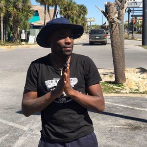 Meet your Posher, Edosa